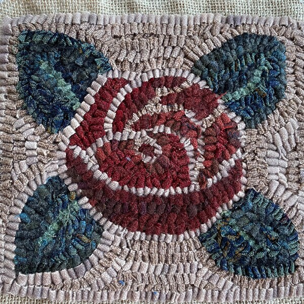 PDF Pattern Northwestfolkdesign Hand Hooked Rug Listen Heart Pattern by ...