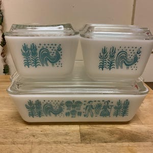 PYREX Amish Butterprint Full Set Fridgies With Lids Vintage Pyrex