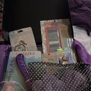 Chandarika added a photo of their purchase