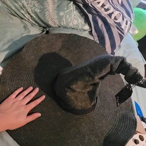 Alyssa added a photo of their purchase