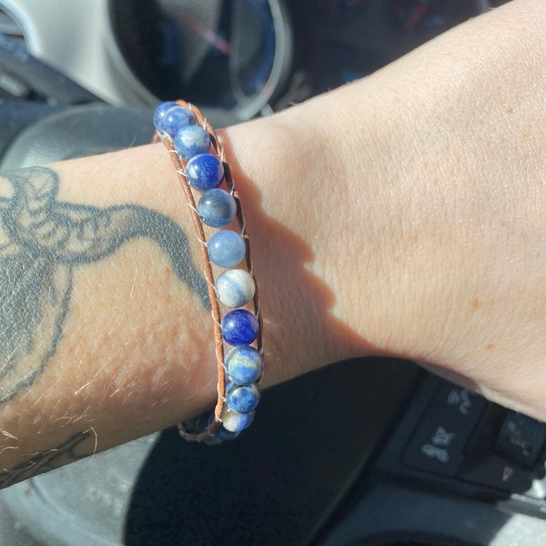 [Easton Elle] Beam Stretch Bracelet with Cross