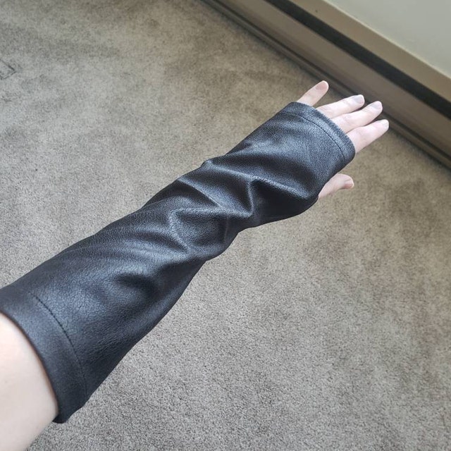 Goth Gloves Women's Punk Long Fingerless Gloves Gothic Bracers Arm