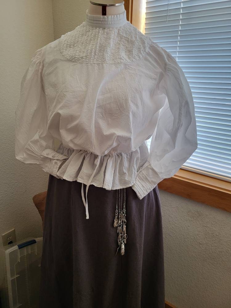 Round Floral Chatelaine with Waist Clip  5 Chains and Hooks for Fiber Arts