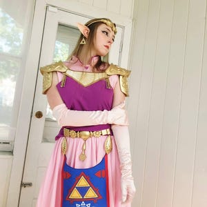 ゼルダ姫の時のオカリナのコスプレ衣装。ゼルダの伝説のコスプレ