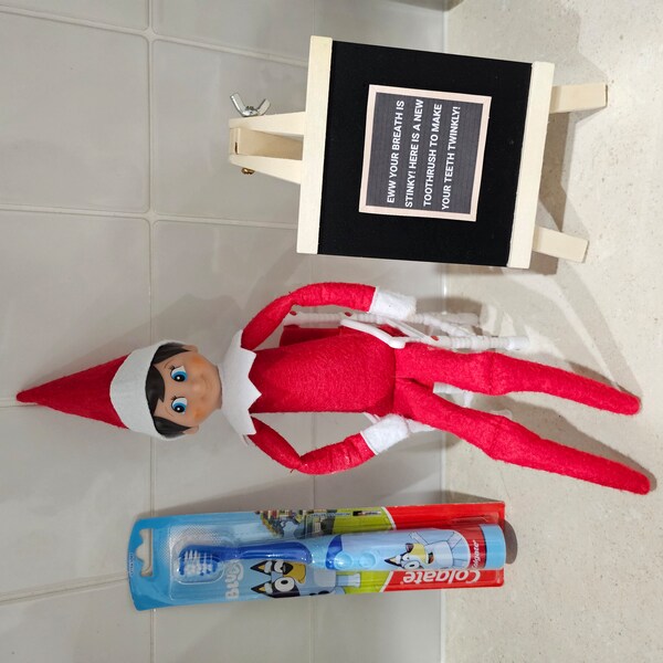 Mini Elf Letter Board Sign EDITABLE, Christmas Elf Ideas, Elf Board ...