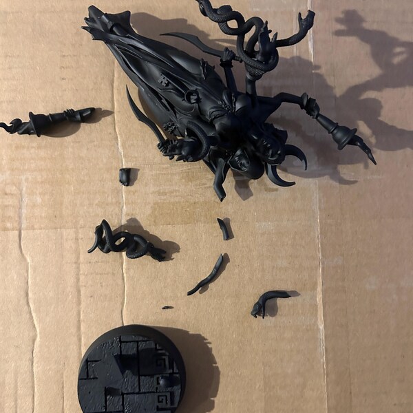 Resin Hecate Altar Statue main image 0