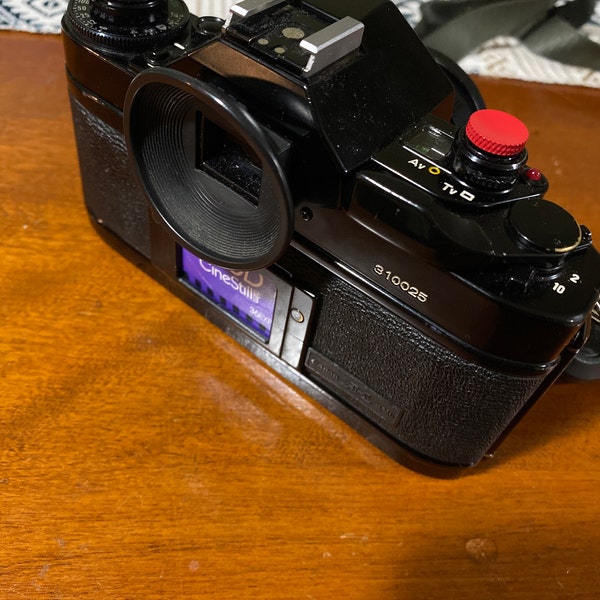 Appareil Photo Argentique Nikon FM 35mm Avec Objectif AI, Piles, Sangle, Bouchon Et Notice