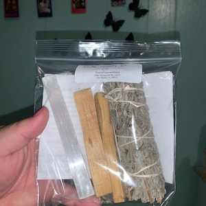 Meleny added a photo of their purchase