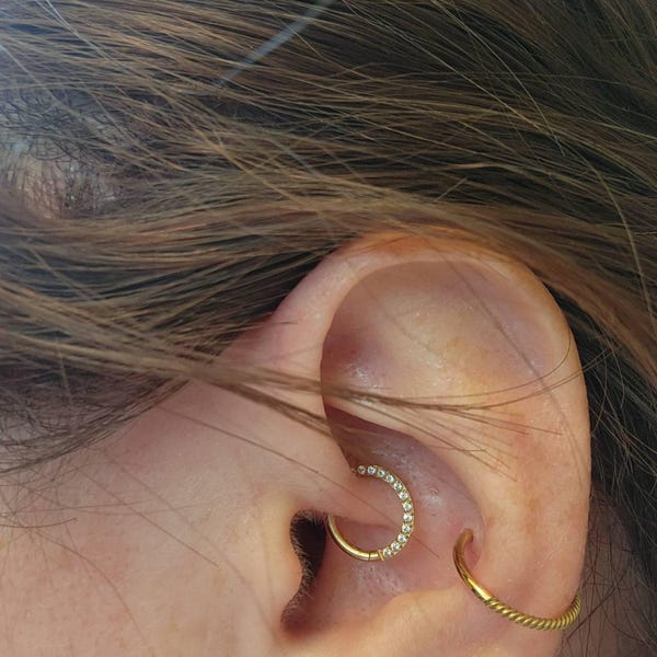 Moon Tagus Labret Stud Bar 16g  1.2mm  316L Steel Crescent Moon Ball Pagan Goth