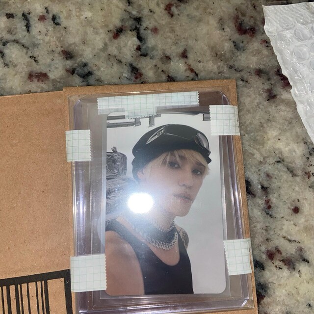 Taeyong ] NCT 127 Official Photocard 2022 Sticker Favorite Dicon