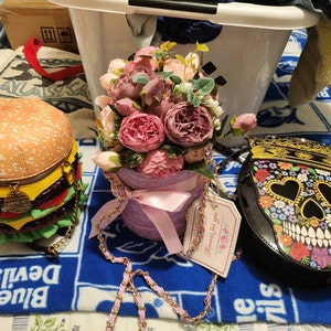 Betsey johnson store hamburger purse