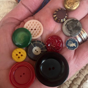 Red Vintage Colt Button 1 1/8 28.45 Mm - Etsy