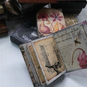 ジャンクジャーナル　Garden memories Garden Mini Books, Flowers, Rose, Mini Album, Necklace