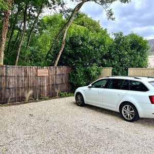 Custom Wood Sign, Personalized Family Name Sign, Last Name Pallet Sign, Wedding Gift, Home Wall Decor, Anniversary Gift, Housewarming Gift