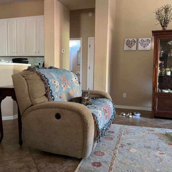 29 Eclectic Home Decor Ideas for a Colorful and Dynamic Look - Personalized Eclectic Decor