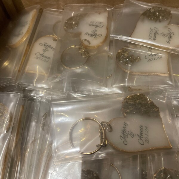 Wedding Keychain Favors Keychain Favors in Bulk Keychain Favors for