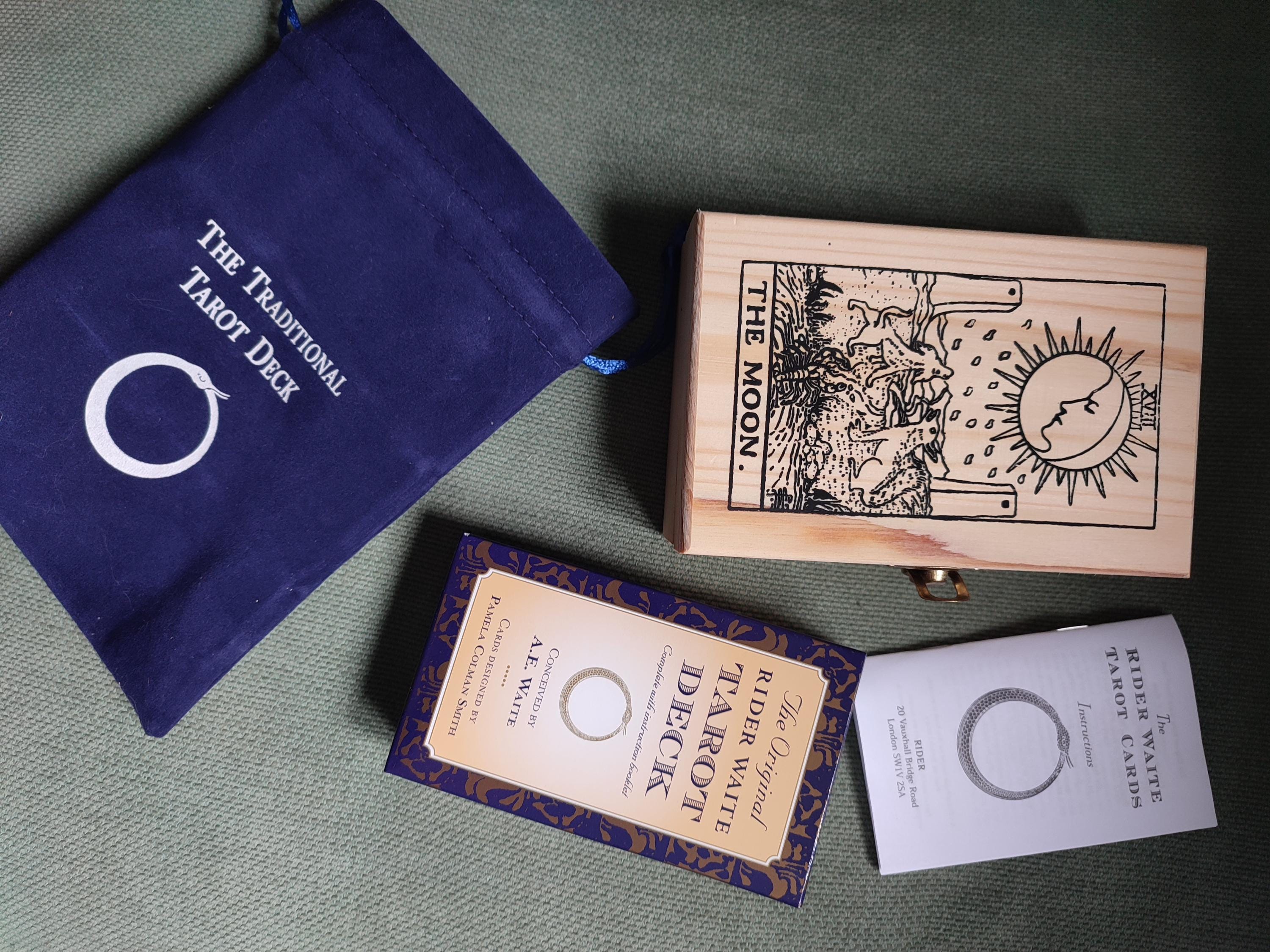 Tarot Card Deck Gift Set – 78 Cards, Book, Bag, and Handcrafted Box – Perfect Christmas Gift for Her