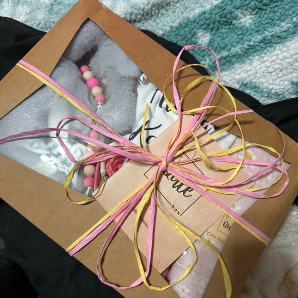Qute Unisex / Gender Neutral / Boy / Girl Baby Gift Box , 2 Baby ...