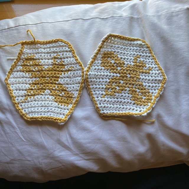 A customer's finished Honey Bee Blanket Crochet Pattern PDF