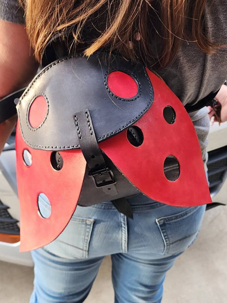 Leather backpack pattern PDF - The Ladybug - by LeatherHubPatterns