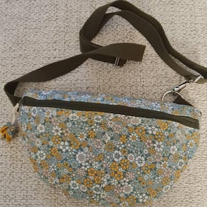 Mónica added a photo of their purchase