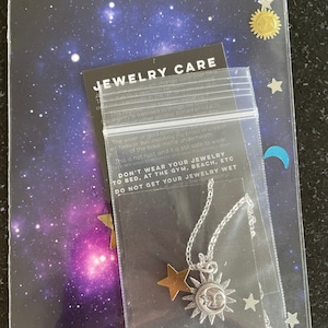 Kaitlyn added a photo of their purchase