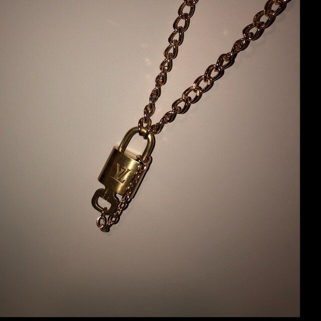 louis vuitton lock necklace dupe louis vuitton lock necklace dupe