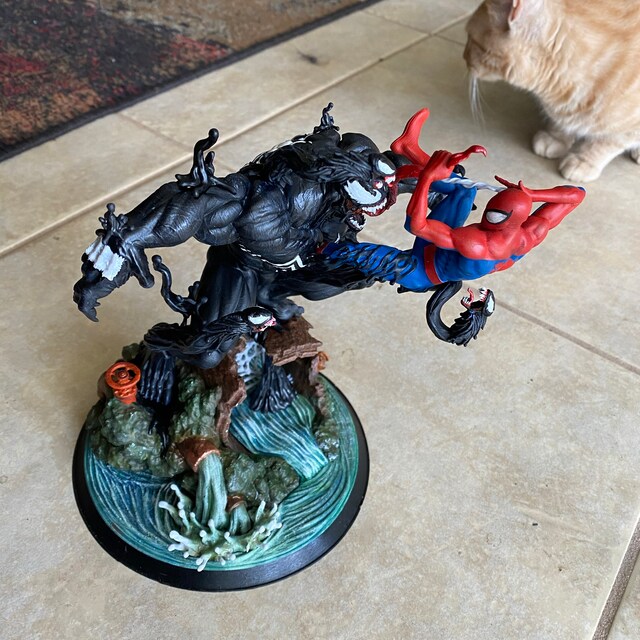 スパイダーマン VS ヴェノム マーベル 3D プリント、手描き