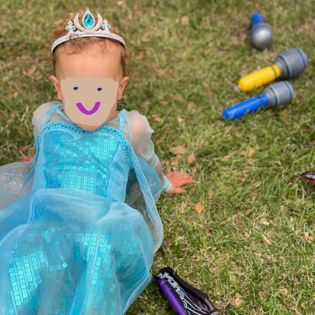 P.Elsa little crown mix スポア Amazon.com: eKids Disney Frozen Karaoke Microphone with Bluetooth