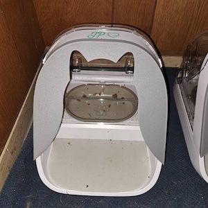 Magdalena added a photo of their purchase