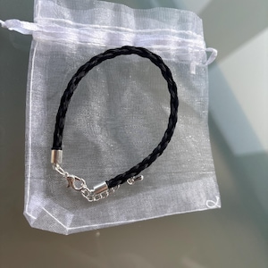 Alice added a photo of their purchase