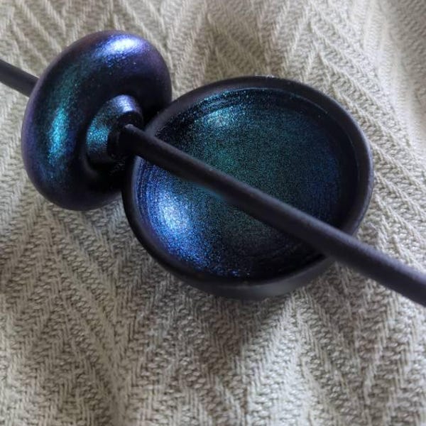 Emerald Dragon Sparkle Drop Spindle - Blue Green Gold Shifting Colors ...