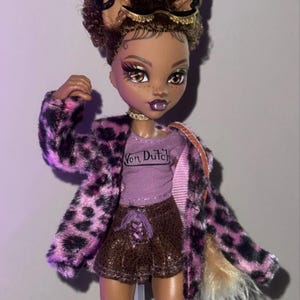 Venus added a photo of their purchase
