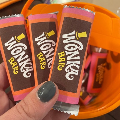 Willy Wonka JR. Prop Wonka Bar Wrappers, Nutty Crunch Surprise, Whipple ...