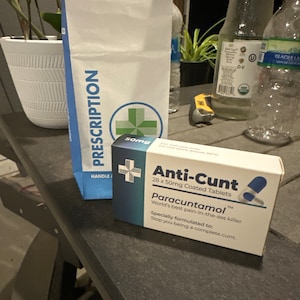 Anti-Cunt Prank Pill Box: Funny Gag Gift
