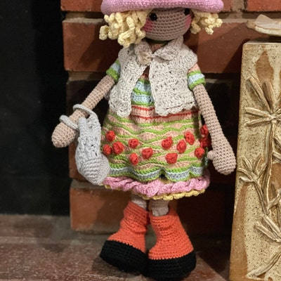 Amigurumi Crochet Doll Pattern Doll PIA Pdf deutsch - Etsy