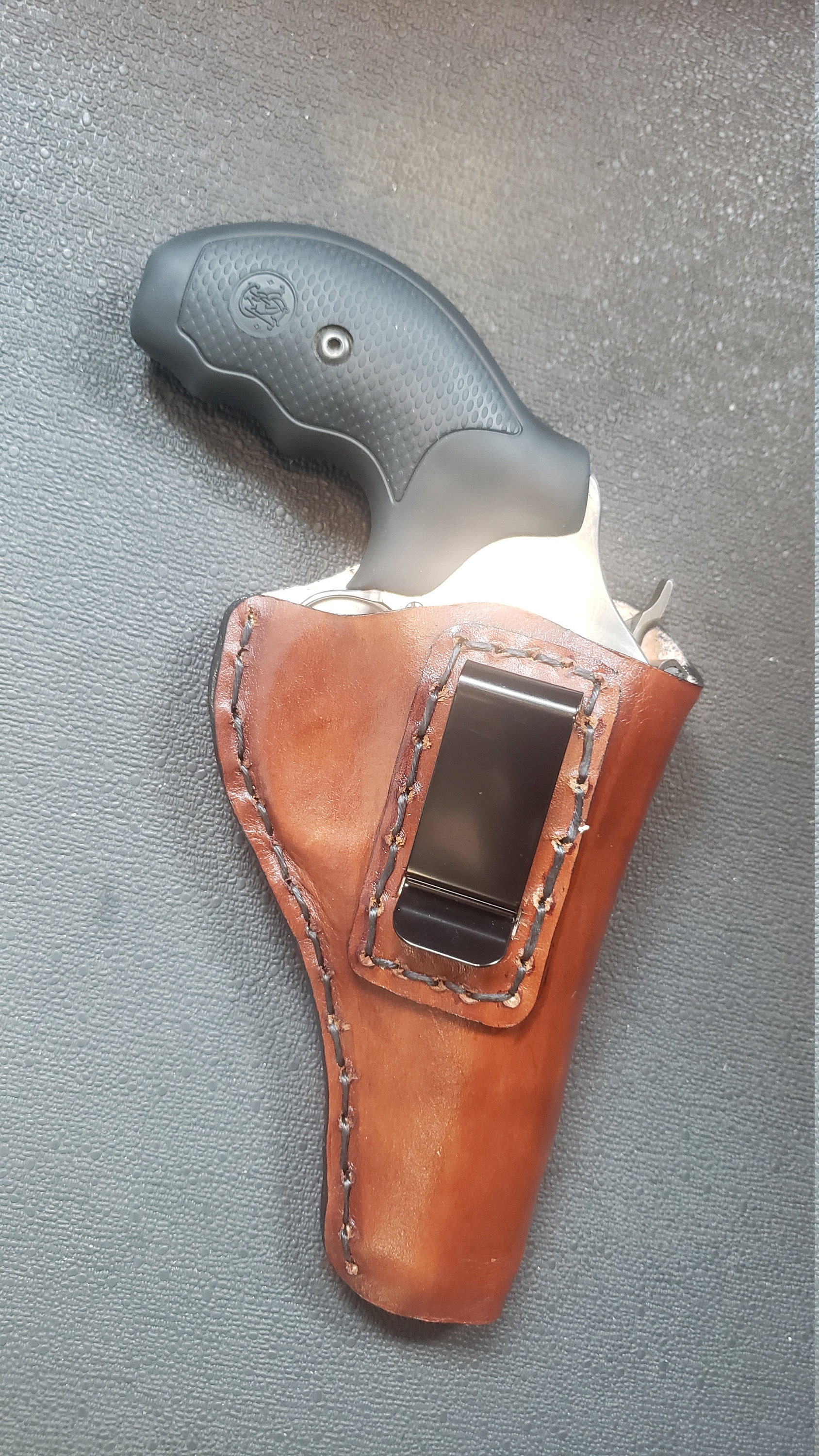 Smith & Wesson Leather Holster, J Frame Brown Concealed or Open Carry with Belt Clip, Right or Left Handed