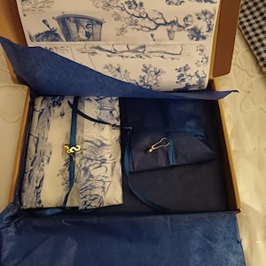 SUSAN added a photo of their purchase