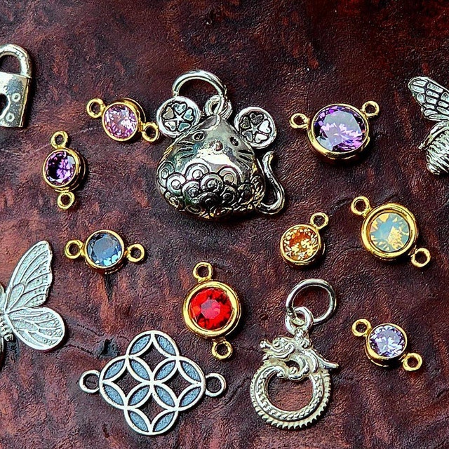 Charms De Plata Y Baño De Oro, Personaliza Tus Cadenas Y Pulseras - CREU