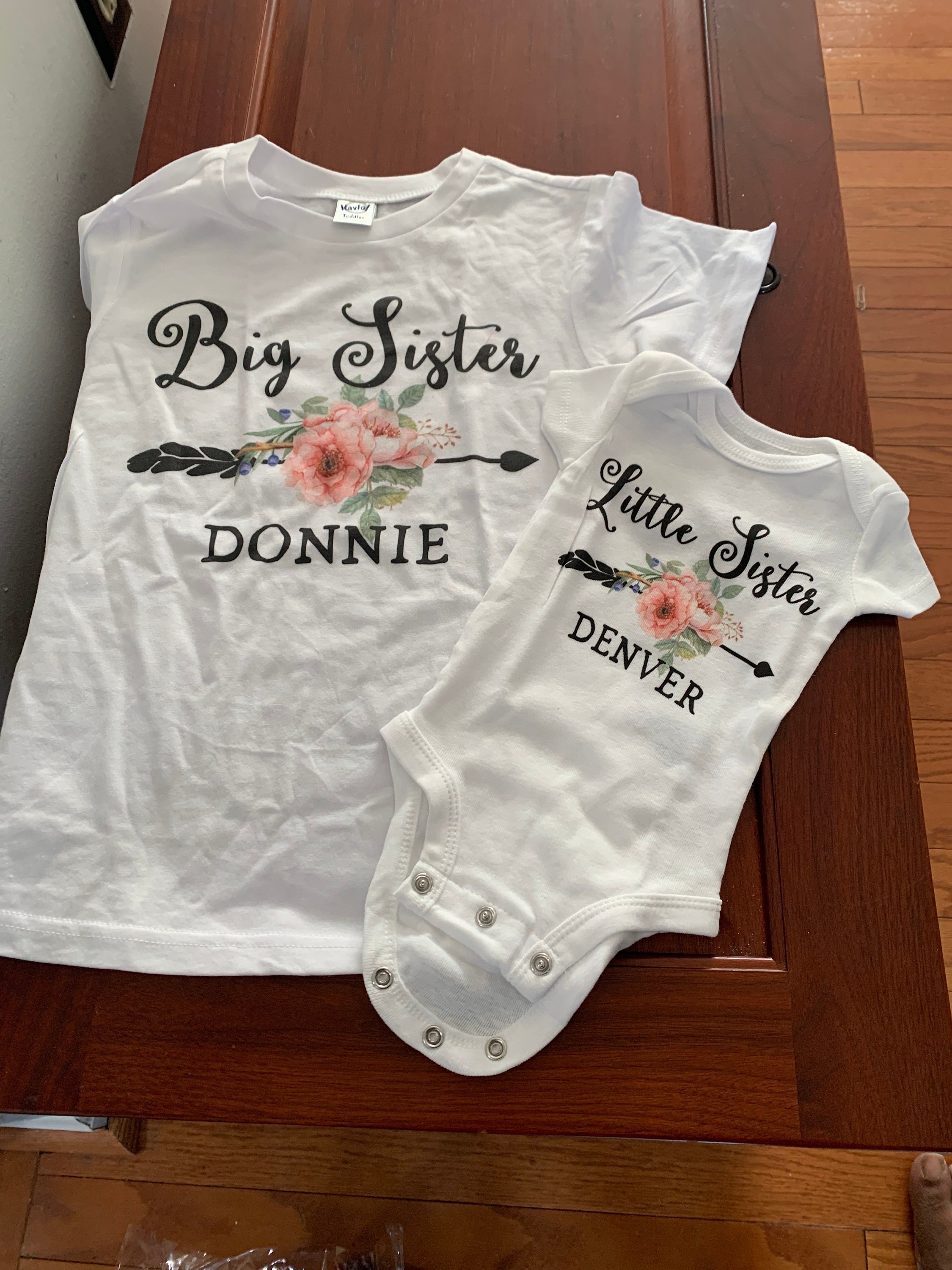 Big sister little sister set named matching sibling set big sister shirt little sister shirt personalization sibling shirts photo props top