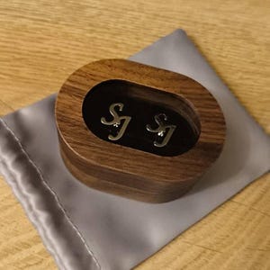 Jasmin added a photo of their purchase