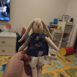 Jazmin added a photo of their purchase