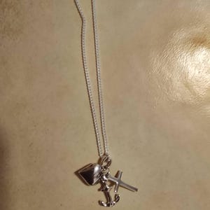 STEFANIE added a photo of their purchase