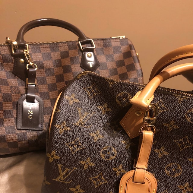 LOUIS VUITTON Luggage Tag and Poignant Set – Collections Couture
