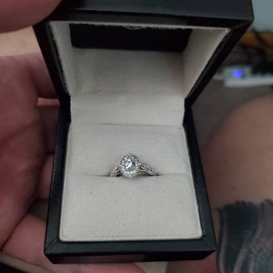 Antique Oval Cut DEF Moissanite Engagement Ring Vintage White Gold Ring ...