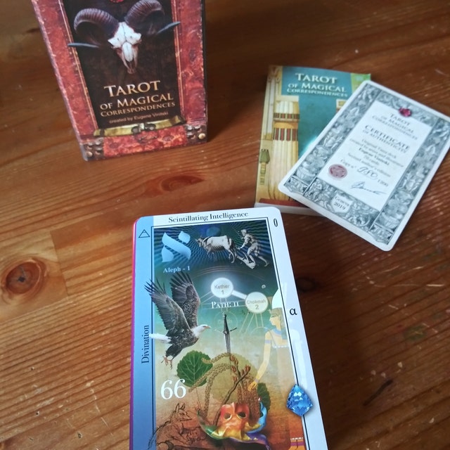 バーゲンで Tarot of 新同品 正規品 Correspondences Magical その他