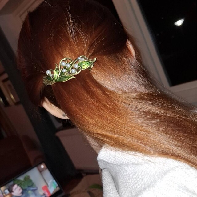 Lily of the Valley Barrette: Pearl Blossom Wedding Hair Clip  display picture 1