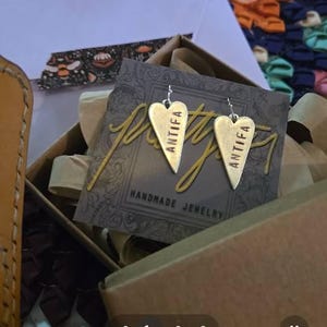 Tiffany added a photo of their purchase