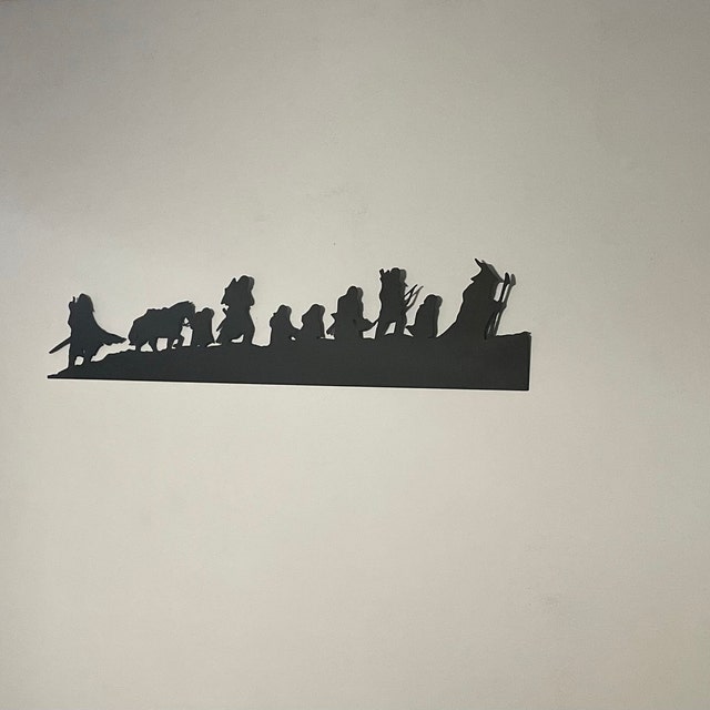 — Lord of the Rings fellowship silhouette with