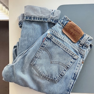 CUSTOM DISTRESSING Vintage LEVI'S Jeans High Waisted/mid Waisted Denim ...